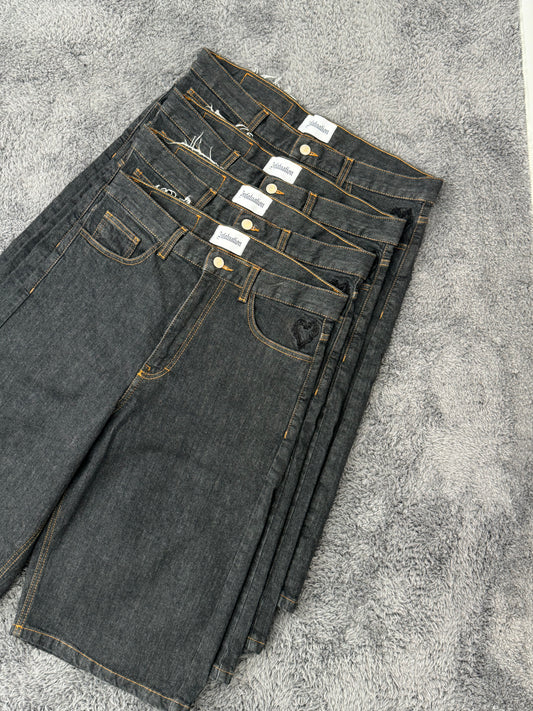 INFATUATION Swagging Jorts